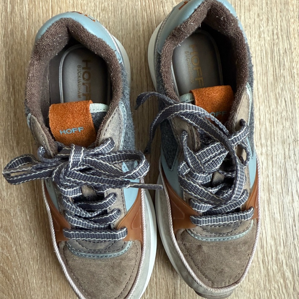 HOFF Buckingham Women’s Sneakers Gray Suede Multi-Color Size US 6 Walking Shoes - Picture 3 of 6